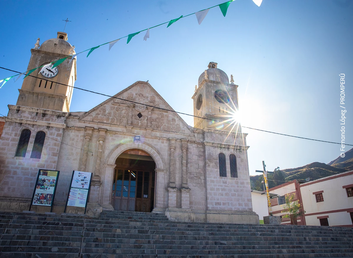 Recorre el Perú con sus platos bandera: aprende la receta en un minuto
