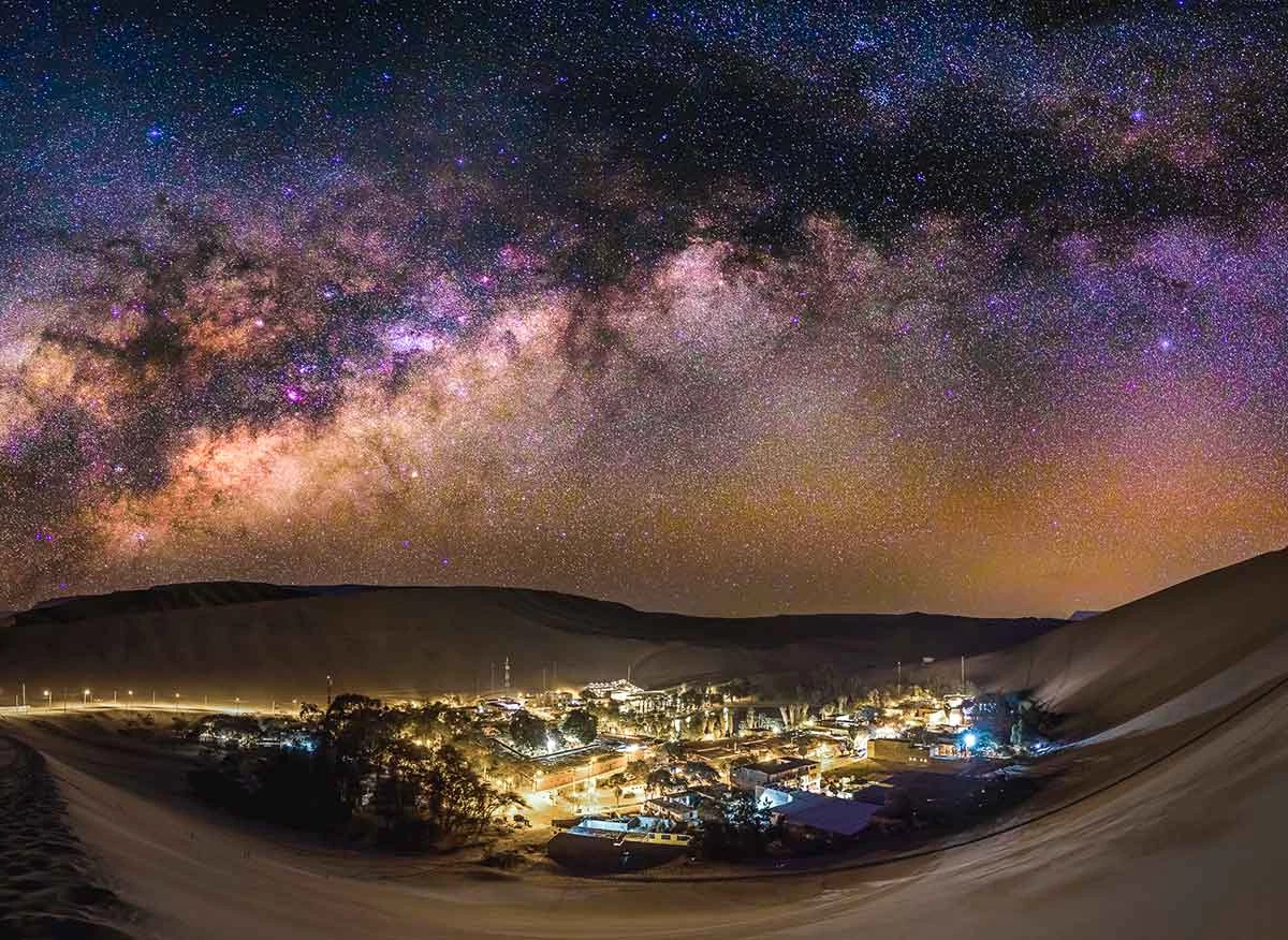 Oasis de la Huacachina de noche