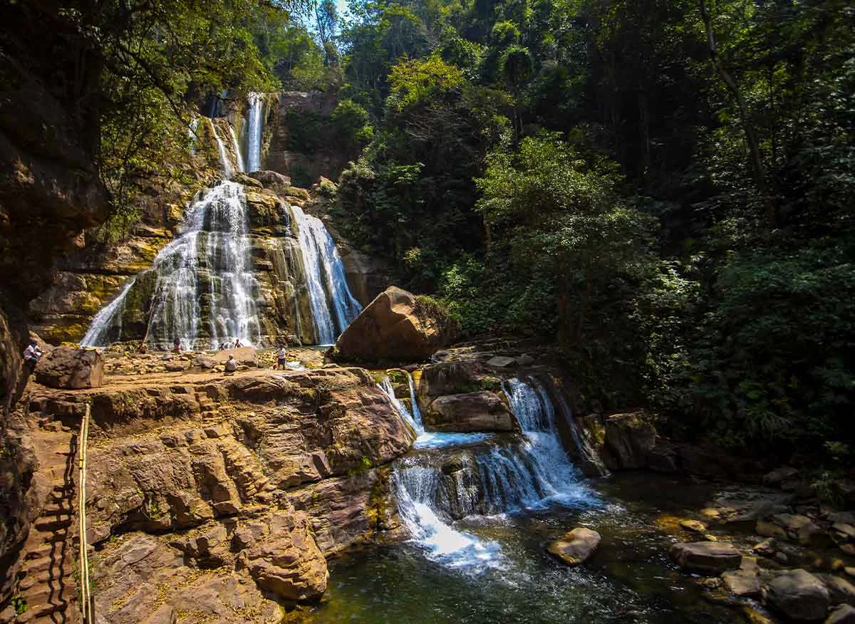 Catarata Bayoz del distrito de Perené.