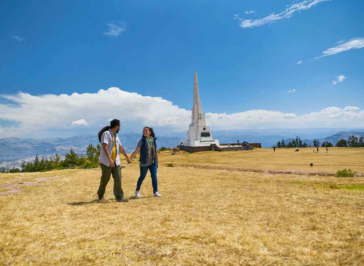 Pareja en la Pampa de la Quinua