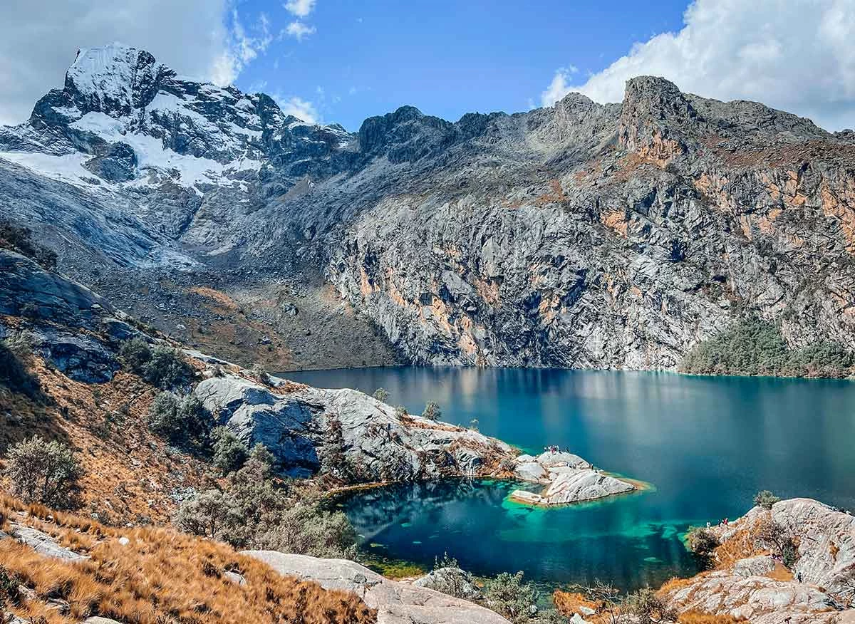 Laguna y nevado Churup