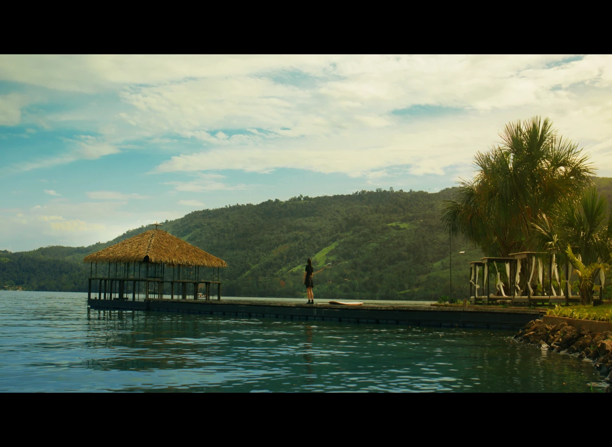 Laguna Azul, destino Tarapoto, San Martín.