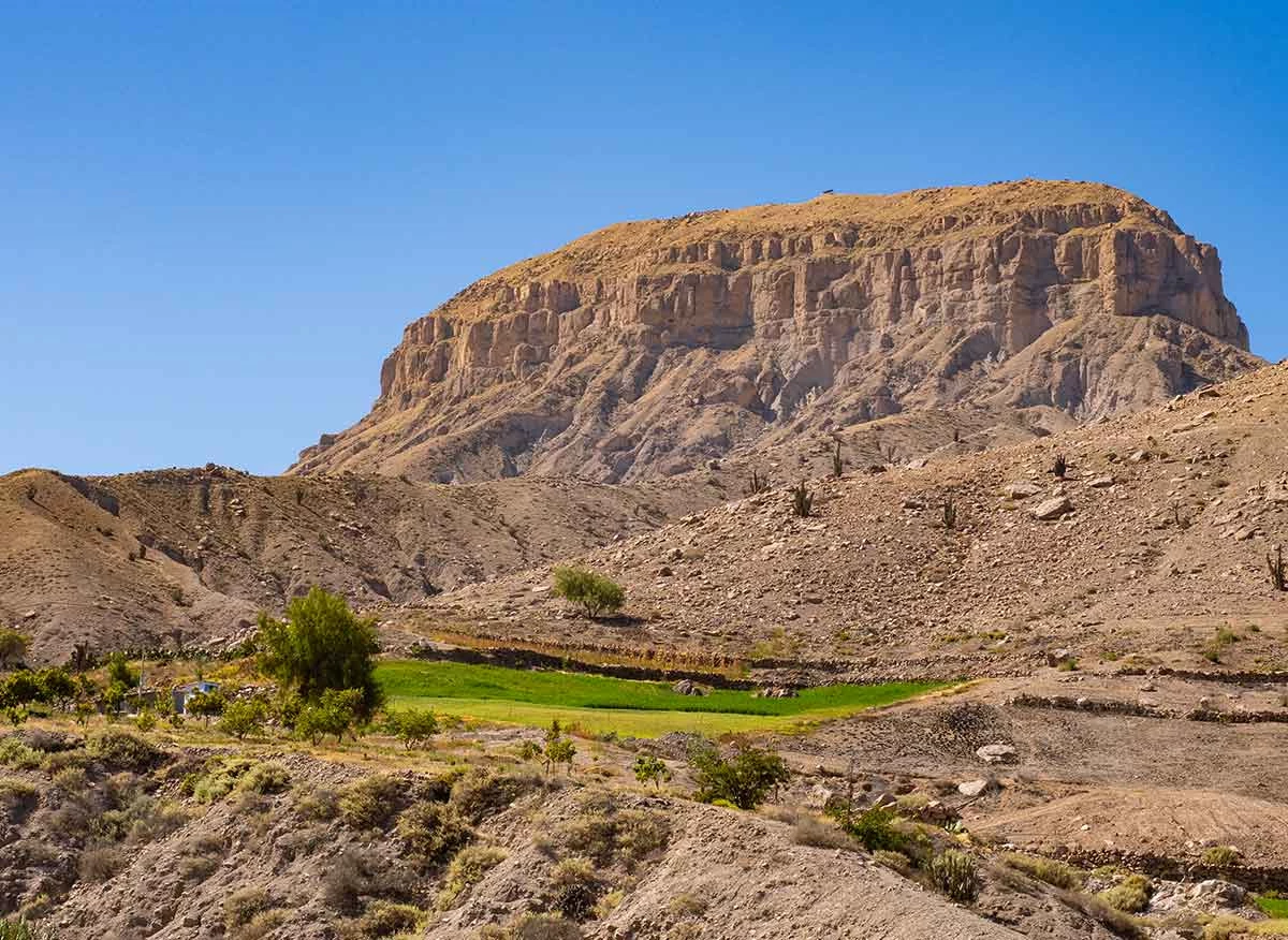 Zona Arqueológica Monumental Cerro Baúl en Torata